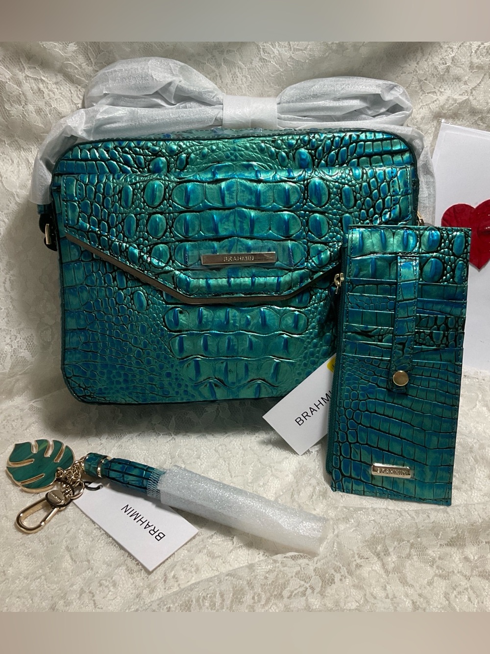 NWT 3 pc BRAHMIN PEACOCK MELBOURNE. crossbody, credit card wallet & tassel